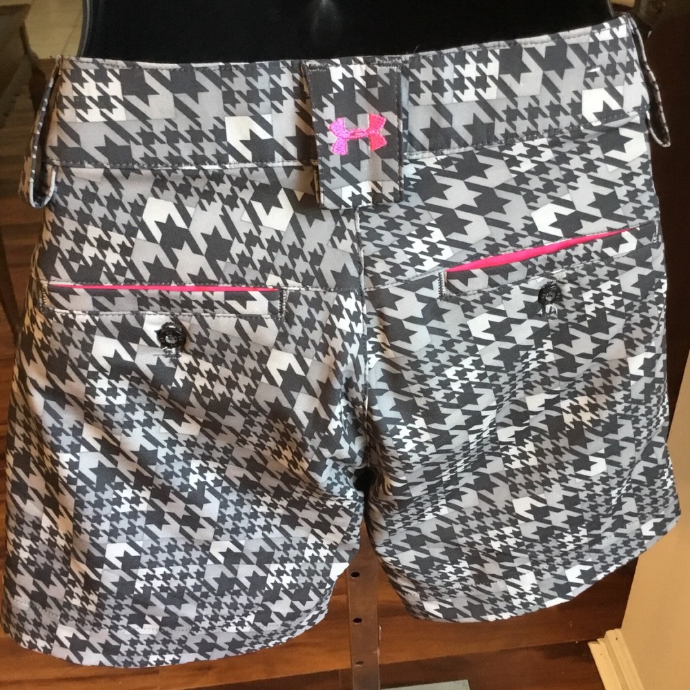 🔴Under Armour Shorts
